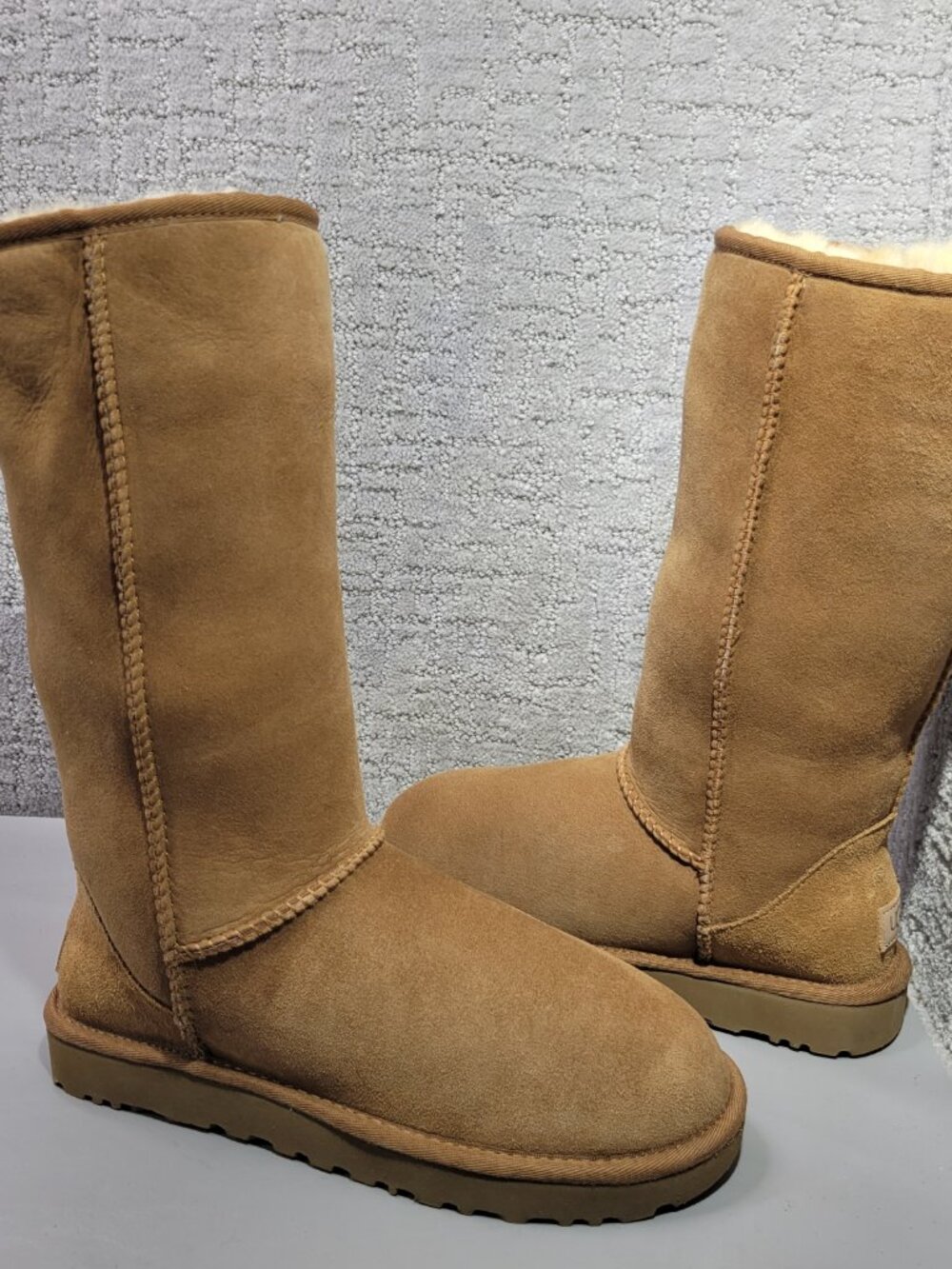 UGG Classic Tall II Womens Size US 8 Chestnut Sheepskin Sugarcane EVA Boots - Picture 9 of 12